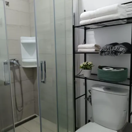 アパート Kyomu El Pilar