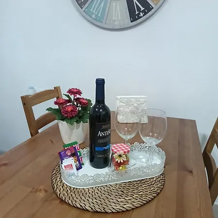 アパート Kyomu El Pilar