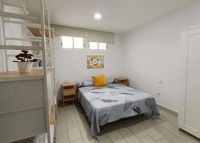 Apartament Kyomu El Pilar *