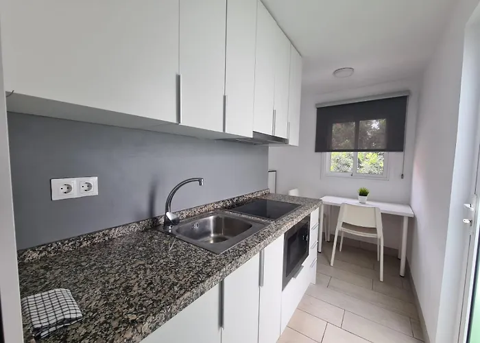 Kyomu El Pilar Apartament *